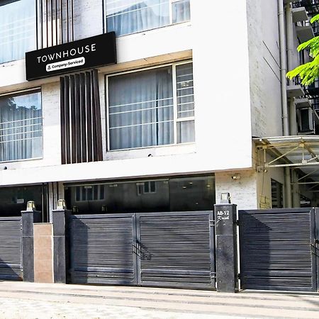 Super Townhouse New Town Formerly Krish Residency Kalkutta Exterior foto