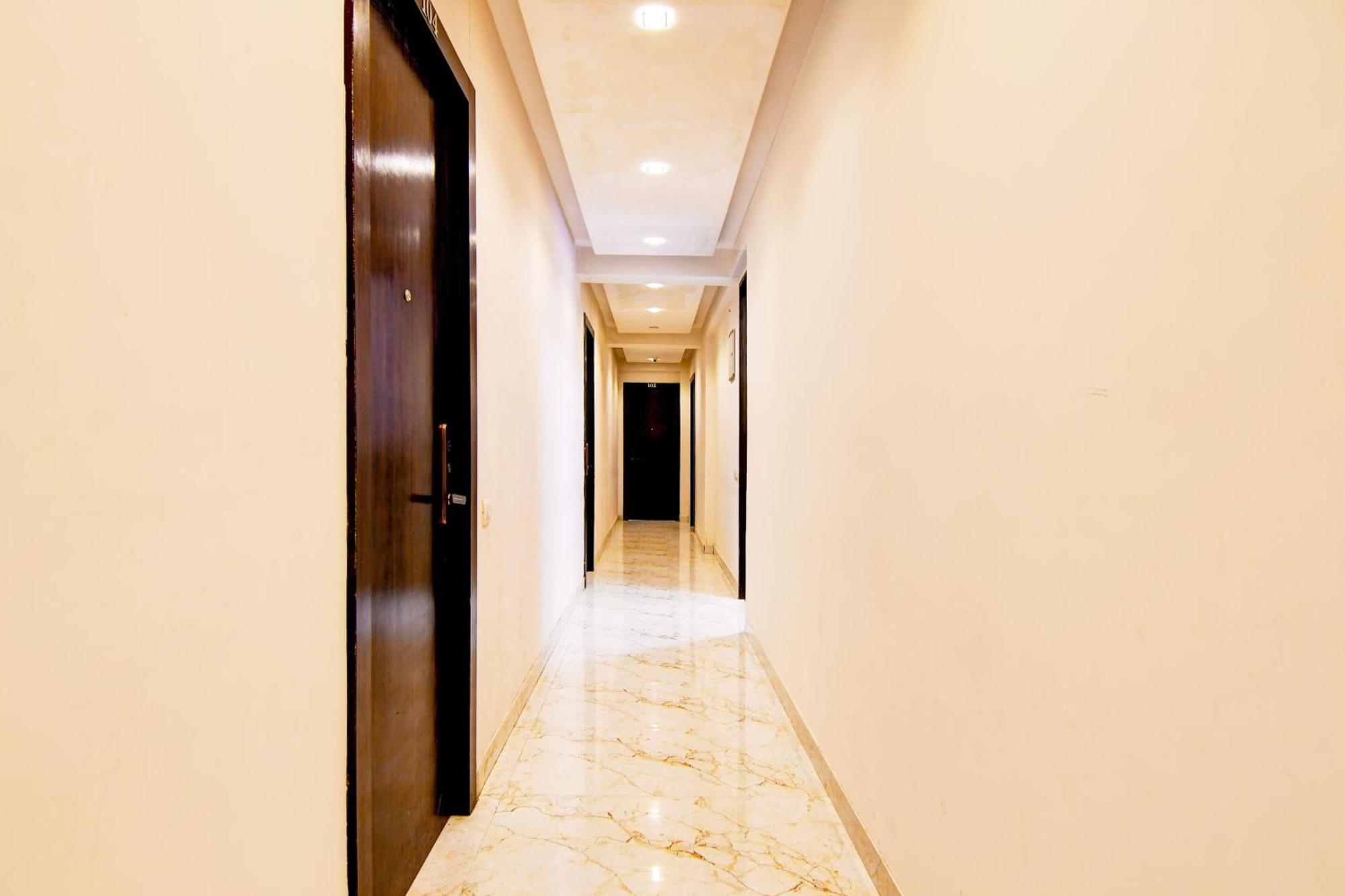 Super Townhouse New Town Formerly Krish Residency Kalkutta Exterior foto