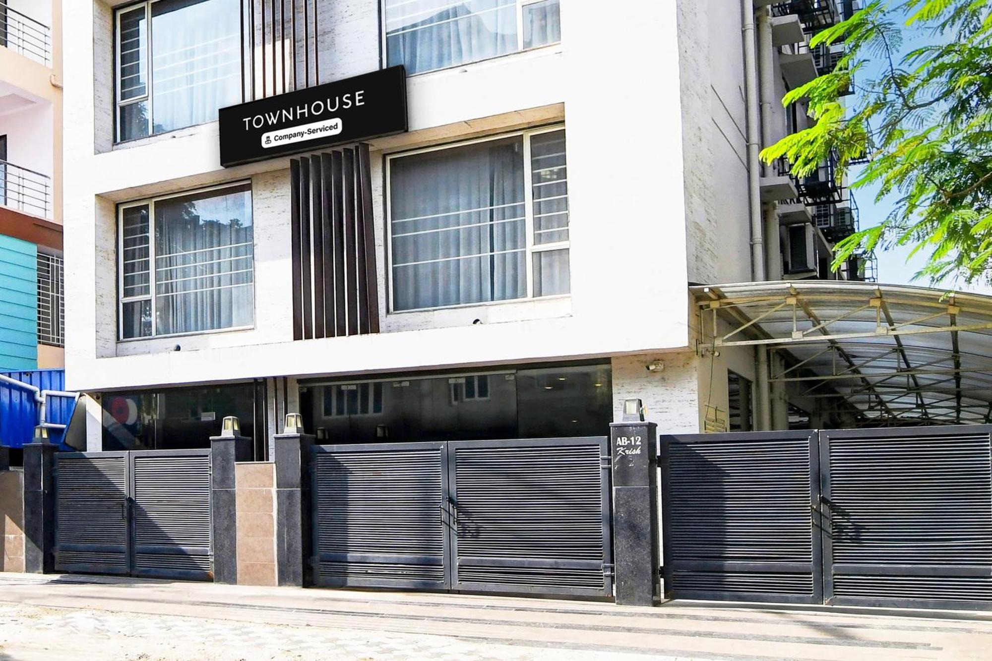 Super Townhouse New Town Formerly Krish Residency Kalkutta Exterior foto
