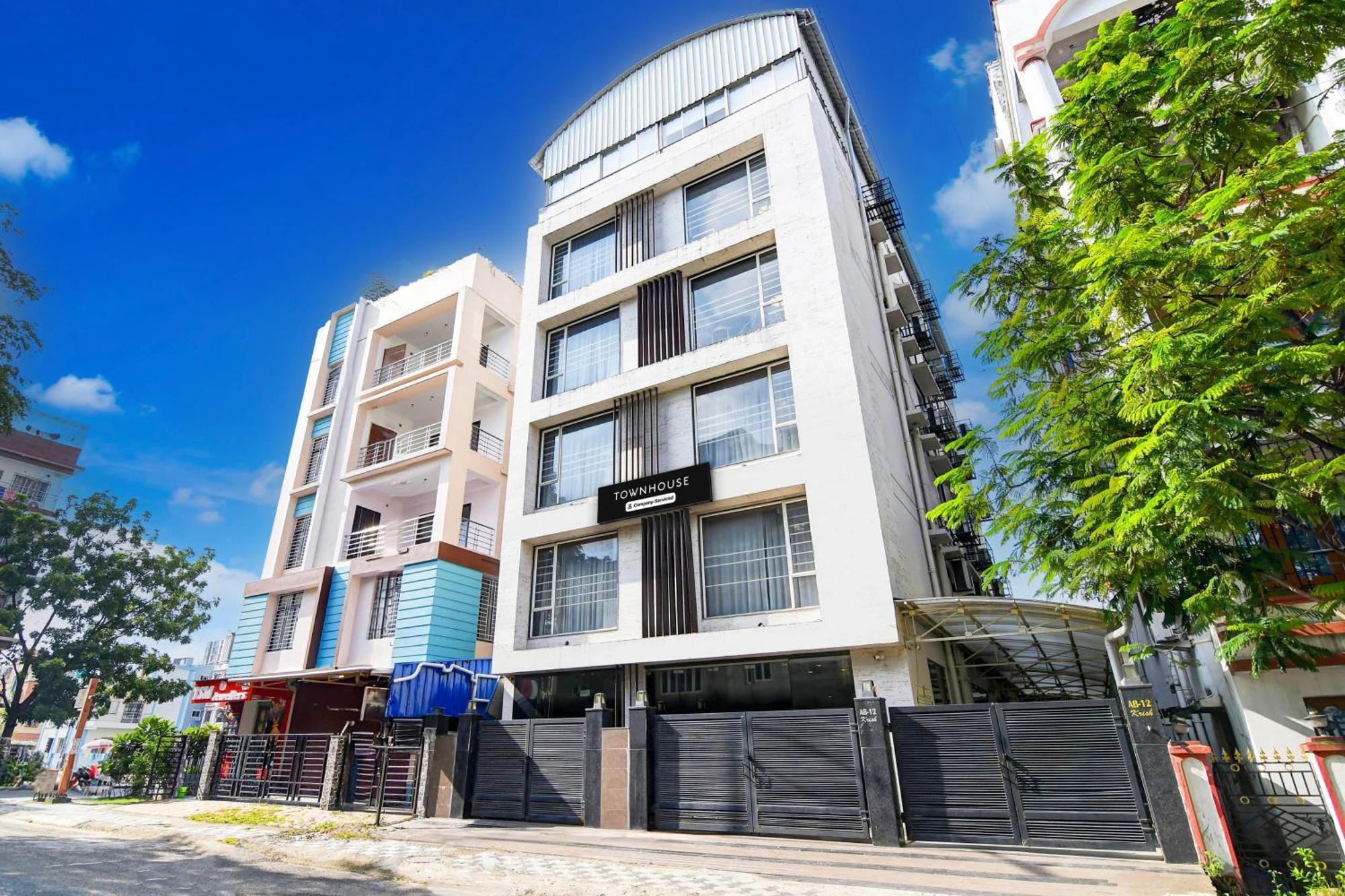 Super Townhouse New Town Formerly Krish Residency Kalkutta Exterior foto